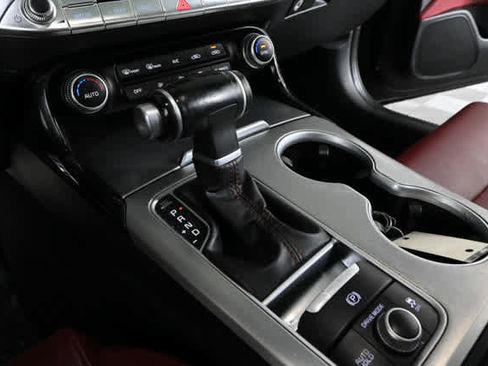 Used 2018 Kia Stinger GT1 image 27
