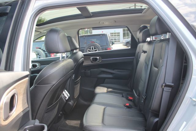 Used 2023 Kia Sorento S w/ Panoramic Sunroof Package AWD/4WD image 25