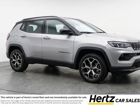 Used 2025 Jeep Compass Limited AWD/4WD image 1