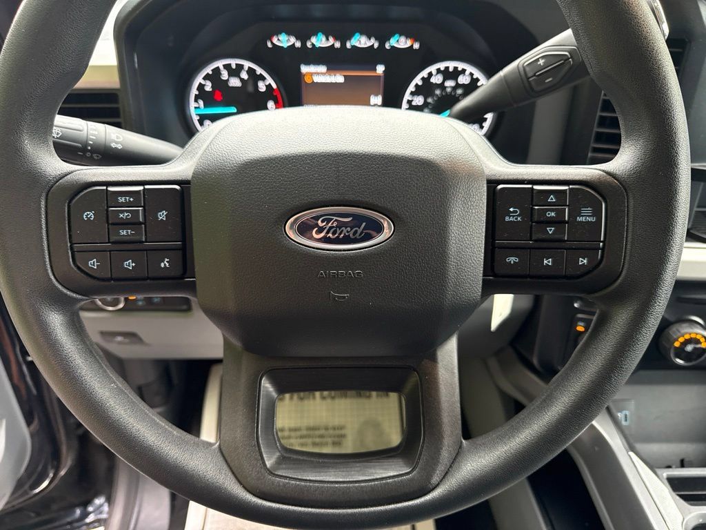 Used 2024 Ford F250 XLT w/ Snow Plow/Camper Package AWD/4WD image 24