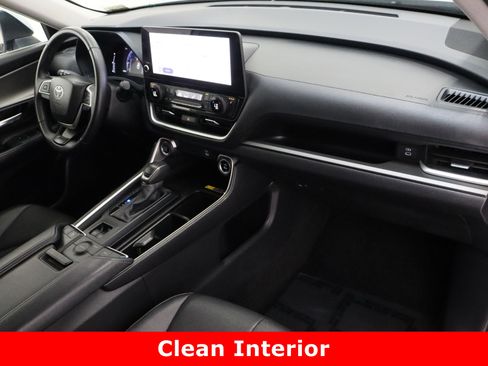 Used 2025 Toyota Grand Highlander FWD image 39
