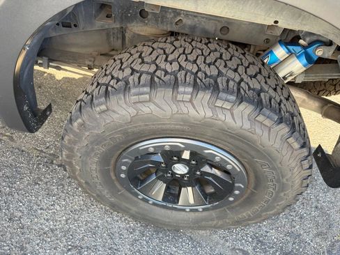 Used 2018 Ford F150 Raptor w/ Equipment Group 802A Luxury image 36