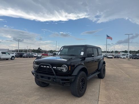 Used 2022 Ford Bronco Wildtrak AWD/4WD image 8