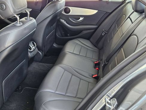 Used 2019 Mercedes-Benz C 300 Sedan image 24