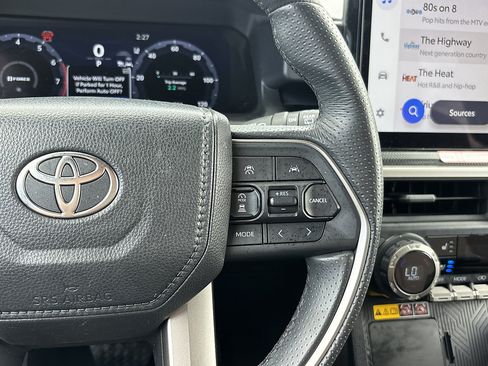 Certified 2026 Toyota 4Runner Limited AWD/4WD image 20
