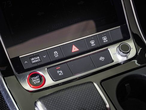 Used 2021 Audi SQ8 Premium Plus w/ SQ8 Black Optic Package AWD/4WD image 26