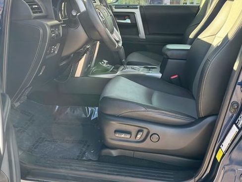 Used 2020 Toyota 4Runner SR5 Premium w/ Moonroof Package image 18