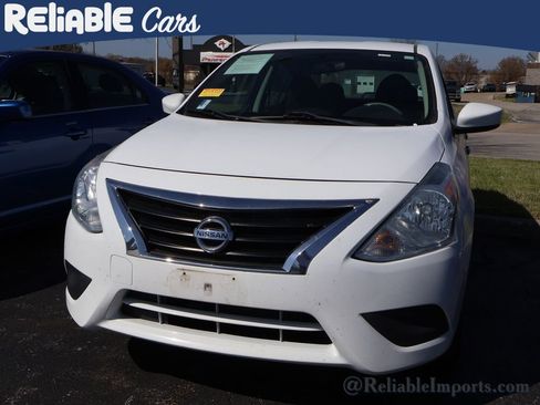 Used 2016 Nissan Versa S image 11
