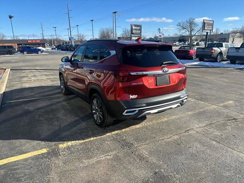 Used 2021 Kia Seltos S image 4