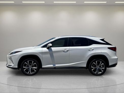 Used 2022 Lexus RX 350 FWD w/ Premium Package image 2