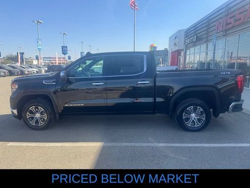 Used 2025 GMC Sierra 1500 SLT AWD/4WD image 2