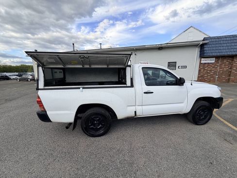 Used 2012 Toyota Tacoma 2WD Regular Cab image 10