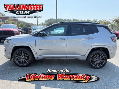 Used 2023 Jeep Compass High Altitude AWD/4WD image 6