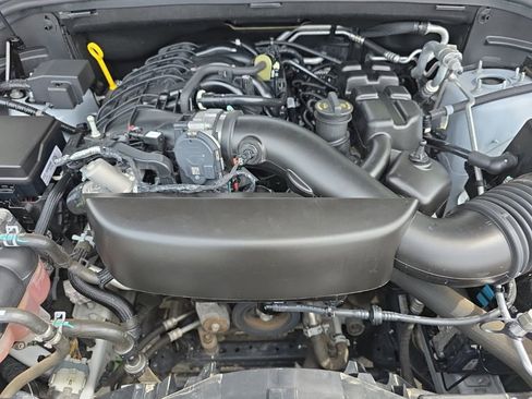 Used 2023 Dodge Durango GT RWD image 33