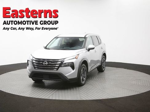 Used 2024 Nissan Rogue SV FWD image 53