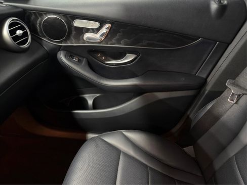 Used 2018 Mercedes-Benz GLC 300 image 40