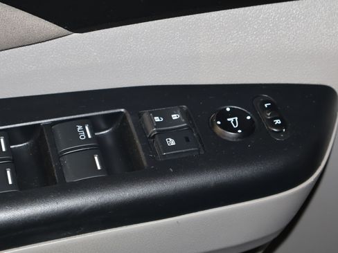 Used 2014 Honda CR-V EX image 32