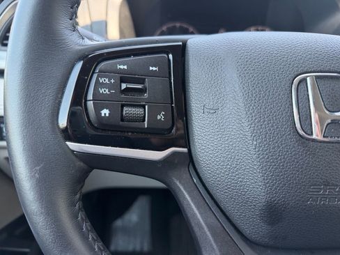 Used 2025 Honda Odyssey EX-L image 26