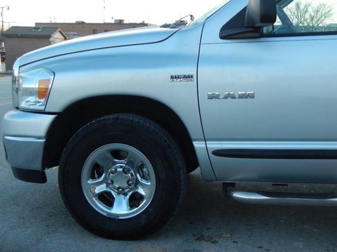 Used 2008 Dodge Ram 1500 Truck SLT w/ Trailer Tow Group RWD image 11