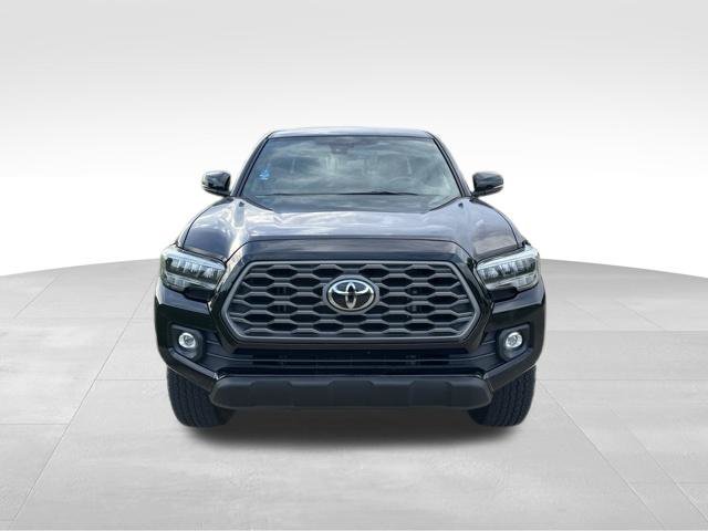 Used 2023 Toyota Tacoma TRD Off-Road w/ Technology Package AWD/4WD image 8