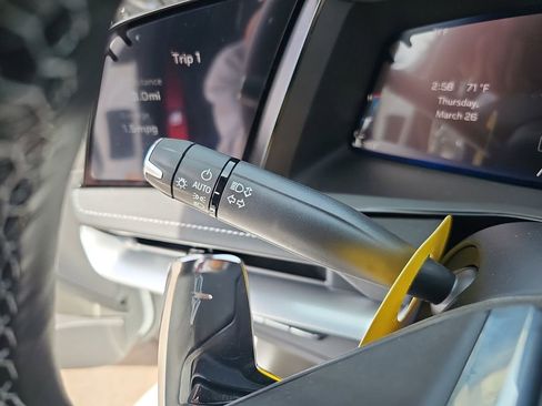 New 2026 Chevrolet Corvette Stingray Convertible w/ Battery Protection Package image 40