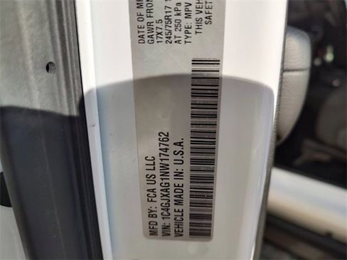 Certified 2022 Jeep Wrangler Sport S image 35