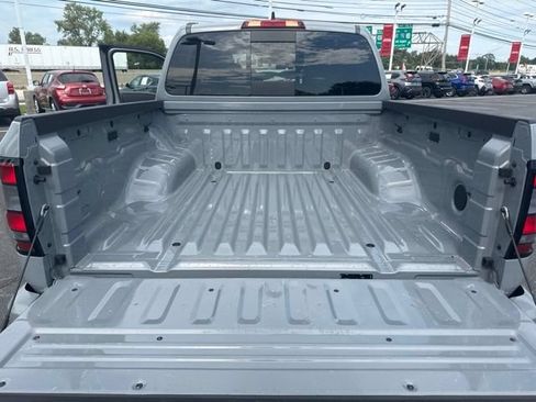 Used 2025 Nissan Frontier PRO-4X AWD/4WD image 21