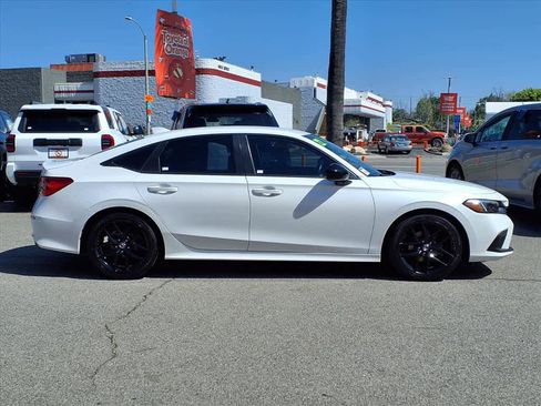 Used 2022 Honda Civic Sport image 3