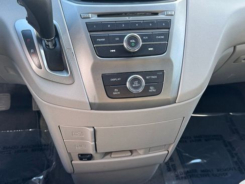Used 2016 Honda Odyssey LX image 30