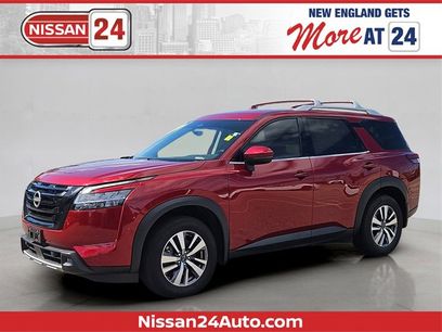 Certified 2023 Nissan Pathfinder SL w/ Lighting Package (N92)
