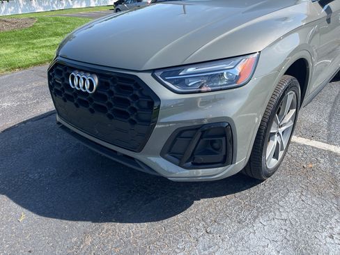 Used 2025 Audi Q5 2.0T Premium image 2