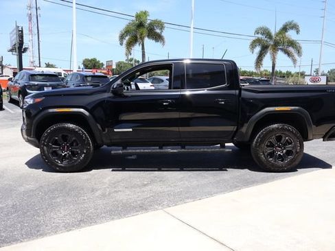 Used 2024 GMC Canyon Elevation w/ Elevation Premium Package AWD/4WD image 5
