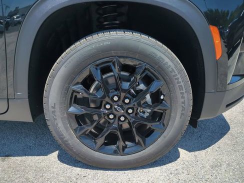 New 2026 Chevrolet Traverse LT FWD image 11