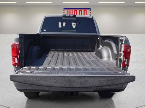 New 2026 RAM 2500 Laramie AWD/4WD image 10