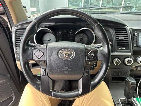 Used 2018 Toyota Sequoia Limited w/ Safety & Convenience Package AWD/4WD image 7