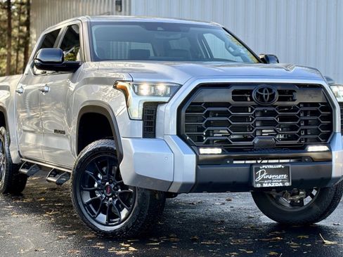 Used 2024 Toyota Tundra Limited image 2