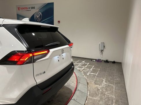 New 2025 Toyota RAV4 XLE image 5