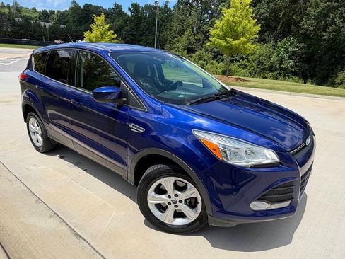 Used 2016 Ford Escape SE AWD/4WD image 1