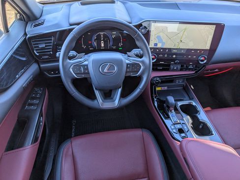 Used 2024 Lexus NX 350h AWD w/ Premium Package image 8