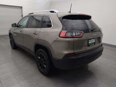 Used 2019 Jeep Cherokee Latitude Plus w/ Comfort/Convenience Group image 5