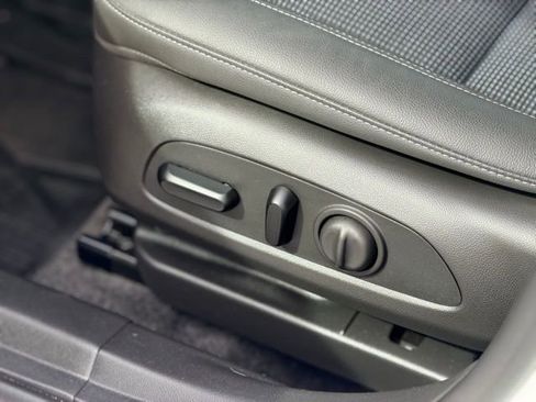 Certified 2024 Buick Envista Preferred w/ Convenience I Package image 7