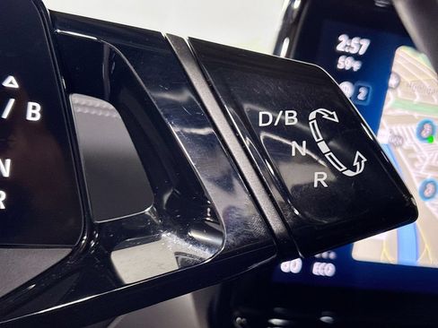 Certified 2023 Volkswagen ID.4 Pro S AWD/4WD image 19