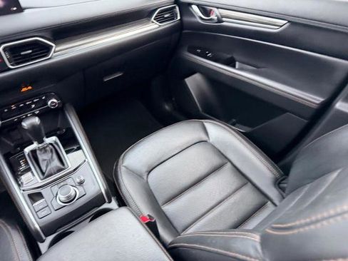 Used 2023 MAZDA CX-5 AWD 2.5 S w/ Premium Package image 18