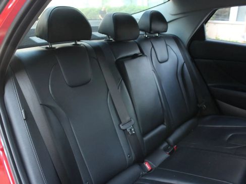 Used 2025 Hyundai Elantra SEL FWD image 20