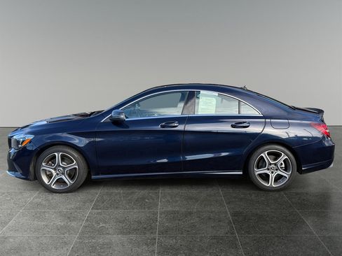 Used 2018 Mercedes-Benz CLA 250 4MATIC w/ Premium Package image 2