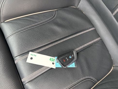 Used 2023 BMW 540i image 7