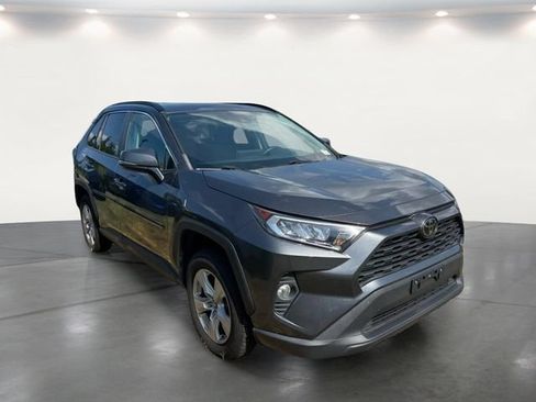 Used 2019 Toyota RAV4 XLE w/ Convenience Package AWD/4WD image 7