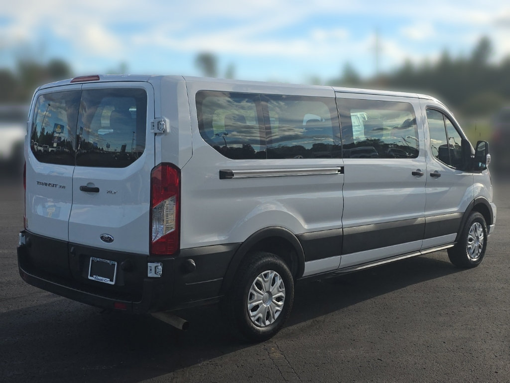 Used 2024 Ford Transit 350 XLT RWD image 7