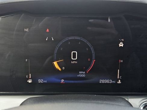 Used 2025 Chevrolet Trax LT image 15