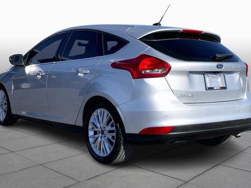 Used 2017 Ford Focus Titanium image 12
